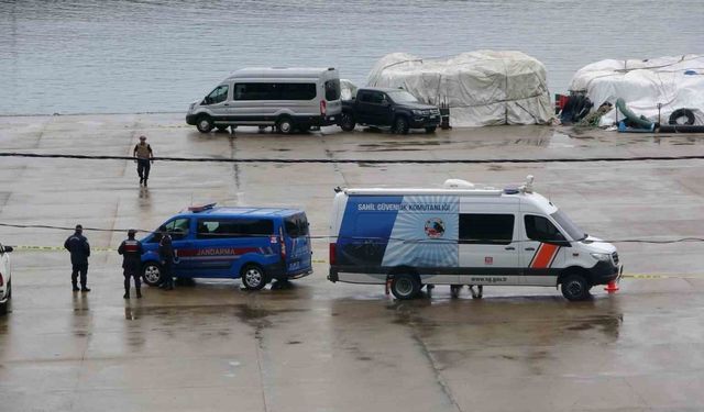 Trabzon açıklarında bulunan insansız deniz aracını imha etme çalışmaları başladı