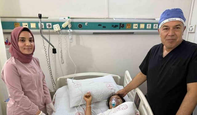 Yuttuğu toplu iğne akciğerine saplandı