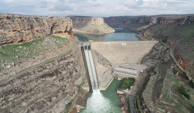 7 yıl önce baraj kapağı kırılmıştı, şimdi kapağa ulaşacak su yok