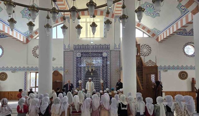 Bilal-i Habeşi Camisinde "Cami-Çocuk Buluşması"