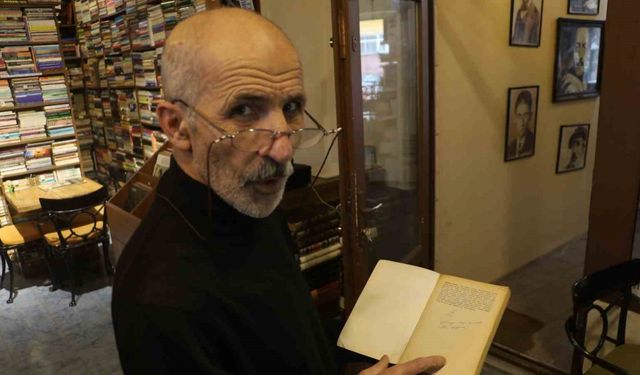 Bu kitaplarda sadece bilgiler değil, hatıralar da taşınıyor