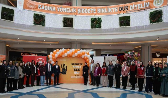 Erzurum’da "25 kadın 25 hikâye" sergisi açıldı