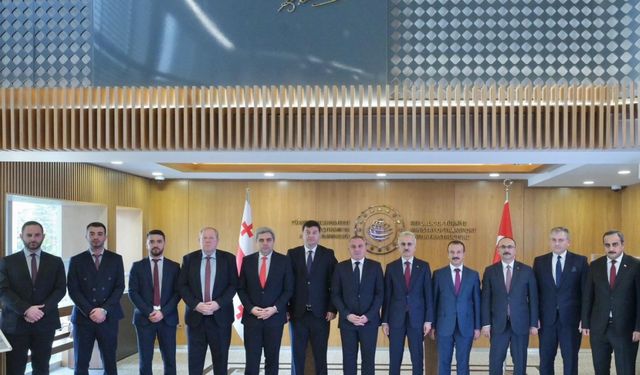 Gürcistan Altyapı Bakanı Sokhadze’den, Bakan Uraloğlu’na başsağlığı