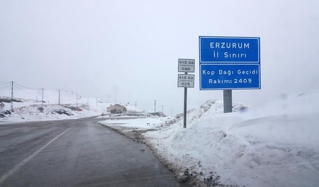 Kop Dağı’nda kar yağışı aralıklarla devam ediyor