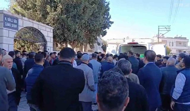 Makatına hava basıldığı için ölen çocuk defnedildi