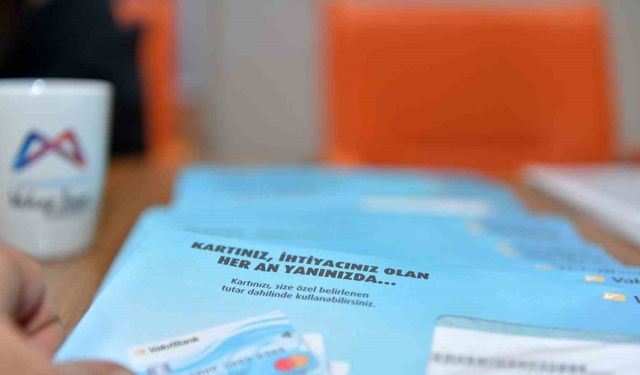 Mersin’de öğrenim yardımlarının ilk taksiti hesaplara yatırıldı