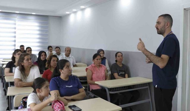 Mersin’de veliler eğitim sürecine dair bilgilendirildi