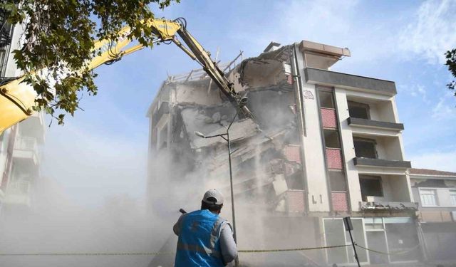 Sındırgı’da 3 ayda 17 bin deprem kaydedildi