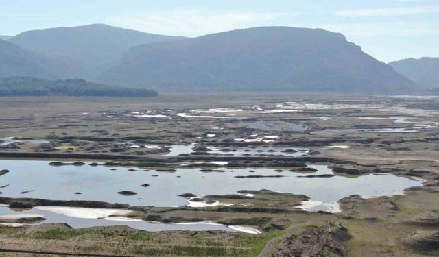 Tahtalı Barajı, tarihinin en düşük seviyesinde