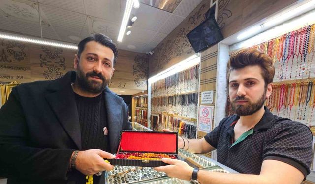 Tespih aşkı sınır tanımadı: 1 milyon 600 bin liralık Osmanlı kehribarı aldı