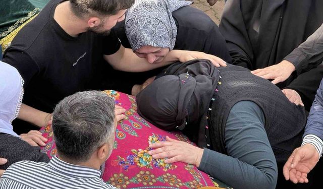 Parfüm dolum tesisindeki yangında hayatını kaybedenlere son veda