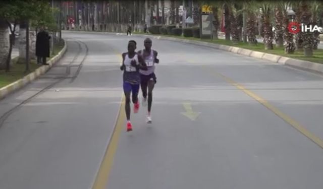 7. Uluslararası Mersin Maratonu’nda ’Türkiye Maratonlar Rekoru’ kırıldı