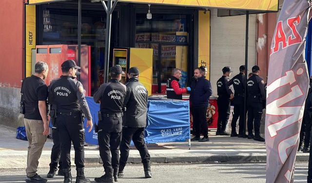 Mersin’de dehşet: Önce anne oğulu ardından büfeciyi öldürdü