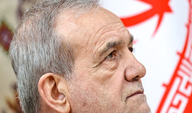 İran Cumhurbaşkanı Pezeşkiyan: 'ABD, Avrupa ve İsrail ile topyekün bir savaş halindeyiz'