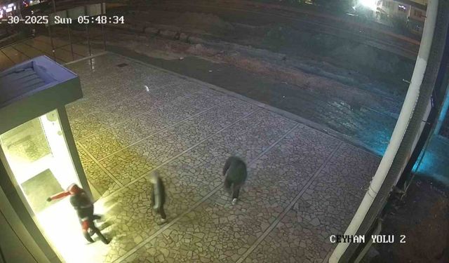 Adana’da 4 çocuk, beğendiği 4 motosikleti galeriden çaldı