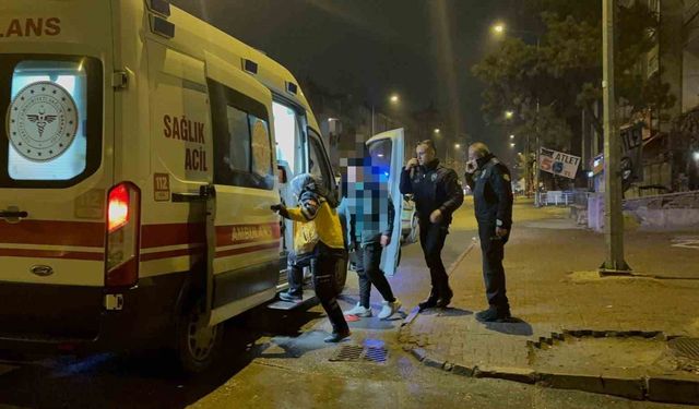 Adres sorduktan sonra bıçakladılar: 1 yaralı