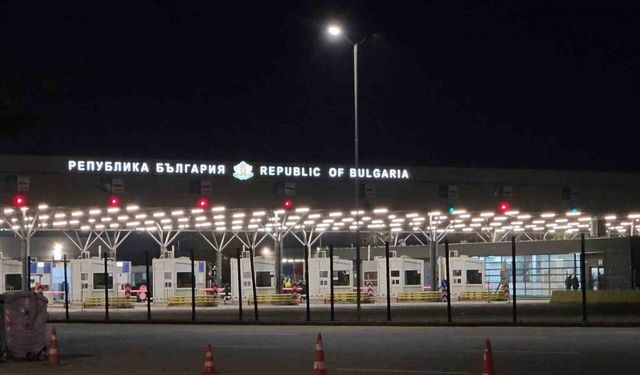 Bulgaristan tarafında 32 kilometre tır kuyruğu oluştu