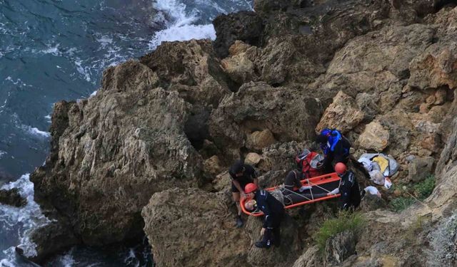 Falezlerde balık keyfi hastanede son buldu