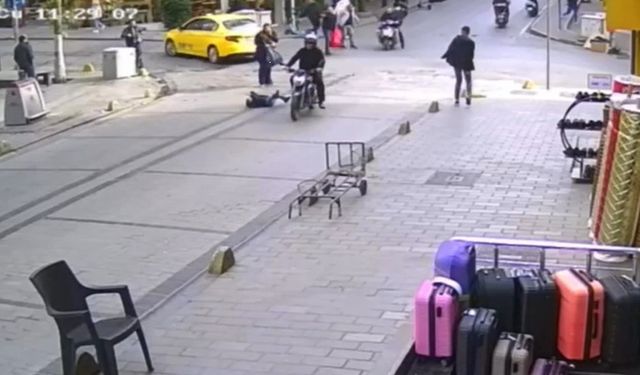 Fatih’te annesinin kolundan yola fırlayan çocuğa motosiklet çarptı, sürücü kaçtı