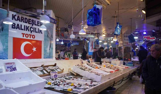 Hamsi zirvedeki yerini istavrite bıraktı