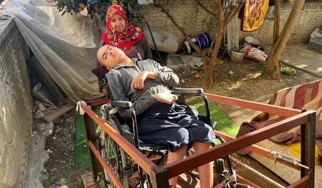 İlkel teleferikle okula gidebilen engelli Tunahan için Türkiye seferber oldu