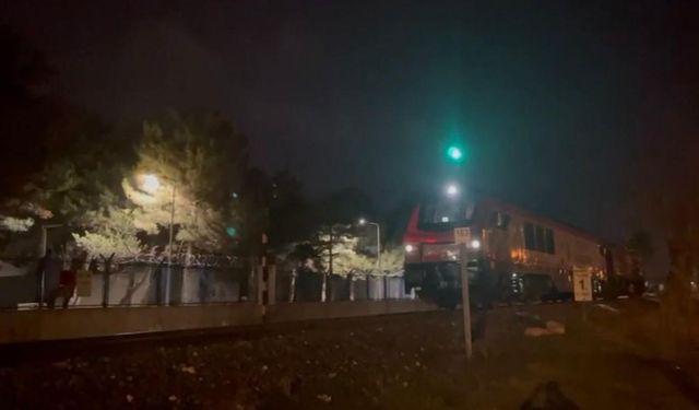 Lokomotifin çarptığı 16 yaşındaki genç hastanede hayatını kaybetti