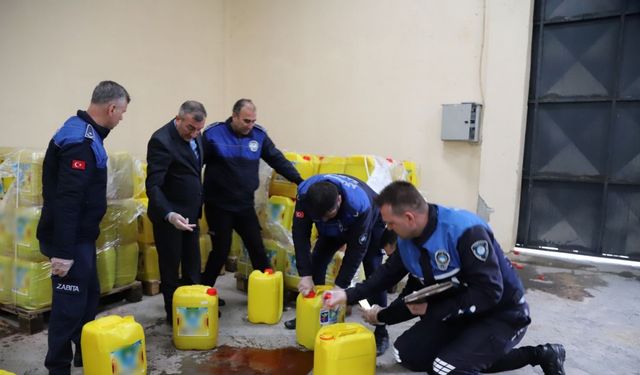 Mersin'den yurt dışına yağ diye su göndereceklerdi