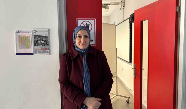 'Neden olmasın' dedi, 45 yaşında üniversite hayaline kavuştu
