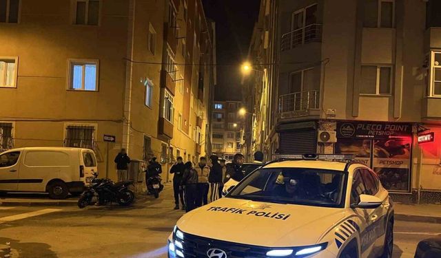 Plakası kapalı gezen motosikletin ehliyetsiz sürücüsü bekçilere yakalandı