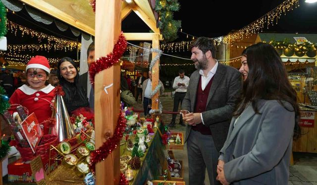 Tarsus'ta yılbaşı pazarları kapılarını açtı