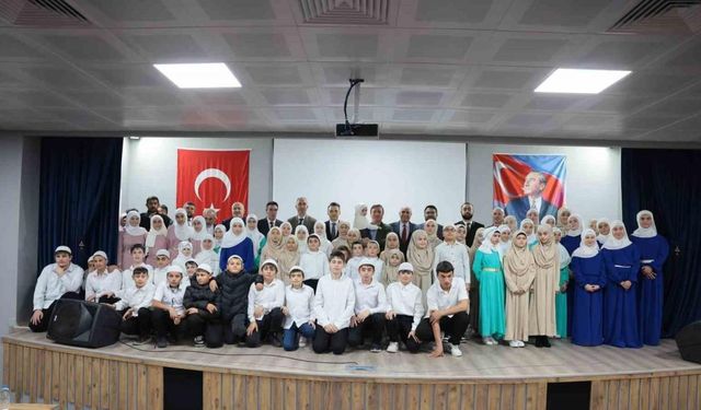 Üç aylar programında Ahıska Türkleri ve protokol bir araya geldi