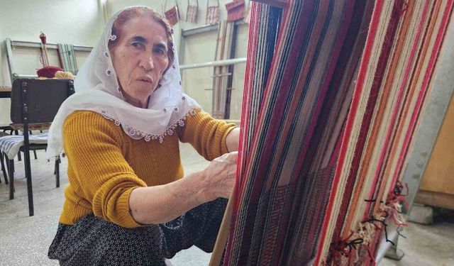 Unutulan "cacım" dokuma yeniden hayat buluyor