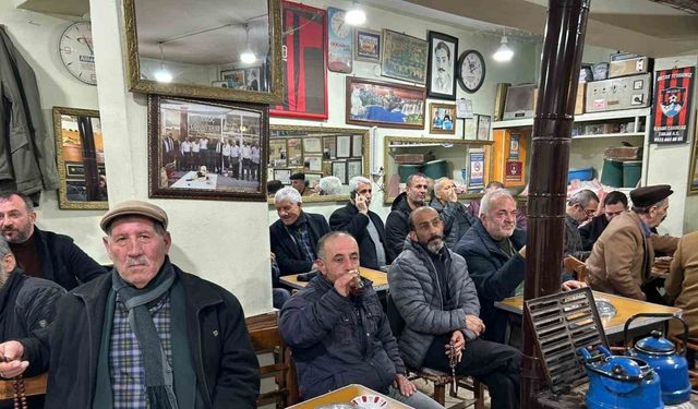 Van’da soba başında 83 yıllık çay geleneği