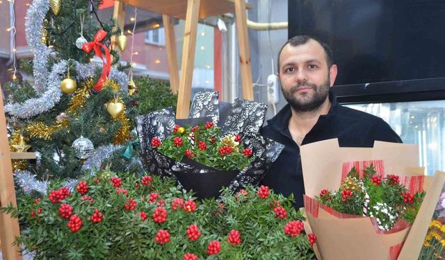 Yılbaşına sayılı günler kala çiçekçilerde tatlı bir telaş başladı