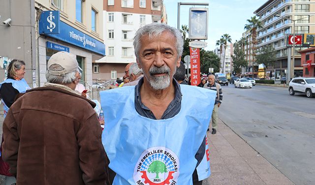 Tüm Emekli Sen Mersin Şube Başkanı Kurt: “Emekliler her geçen gün daha da fakirleşiyor”