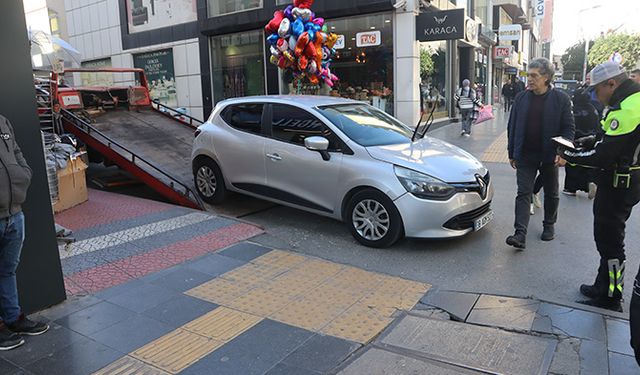 Mersin’de engelli rampasına park eden sürücüye ceza