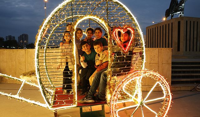 Toroslar, Yılbaşı Pazarı’yla renklendi