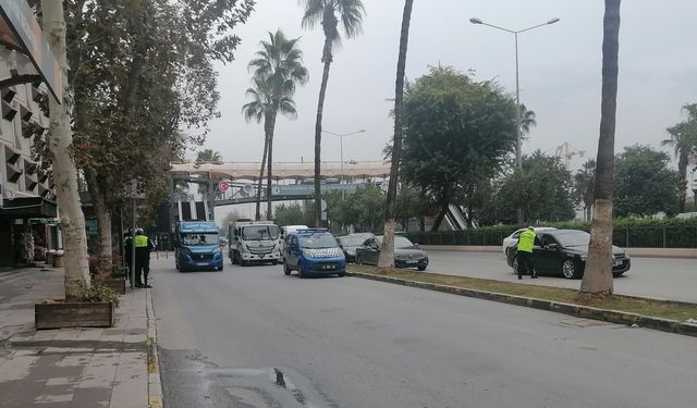 Mersin Büyükşehir Belediyesi Trafik Zabıta ekipleri, rutin denetimlerini sürdürüyor