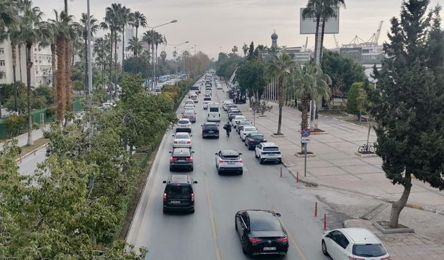 Mersin’de trafik çilesi 8 Ocak Perşembe günü de devam etti