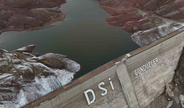 3 yıl önce açılan barajdaki su bitme noktasına geldi