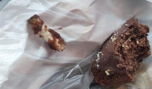 Bir ısırıkta şok: Kurabiyeden sigara izmariti çıktı