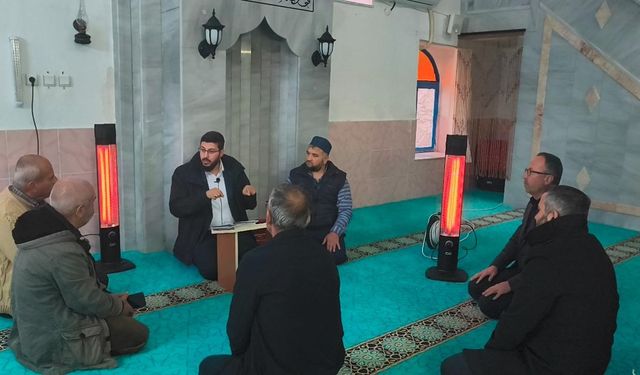 Diyanet'in 'Kitap Oku-Yorum' projesi Anamur'da hayat buldu