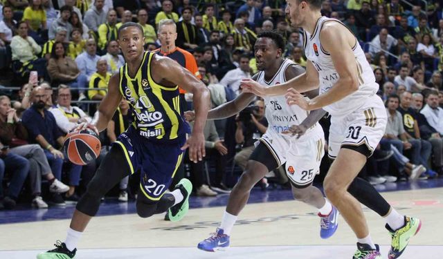 Fenerbahçe, Dubai Basketbol deplasmanında