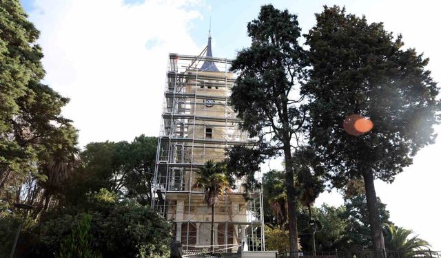 İzmit Saat Kulesi'nde restorasyon çalışmaları sona yaklaştı