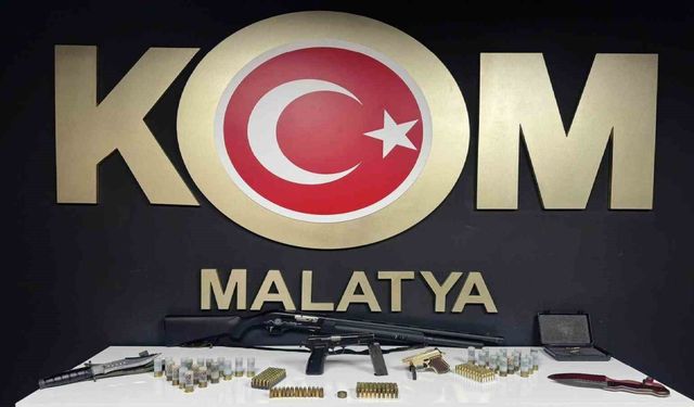 Malatya'da kaçak silah operasyonu: 4 gözaltı