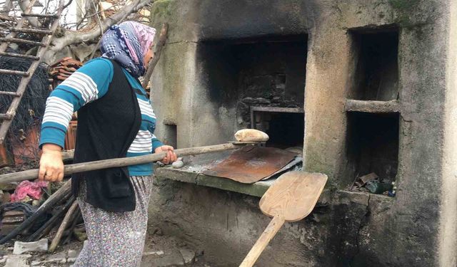 Taş fırından sofraya: Kızılca'nın 30 gün bayatlamayan ekmeği