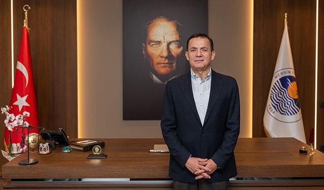 Başkan Özyiğit, Mersin’in kurtuluşunun 104. yılını kutladı