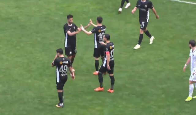 Kırmızı Şeytanlar evinde 6 gol yedi: 0-6