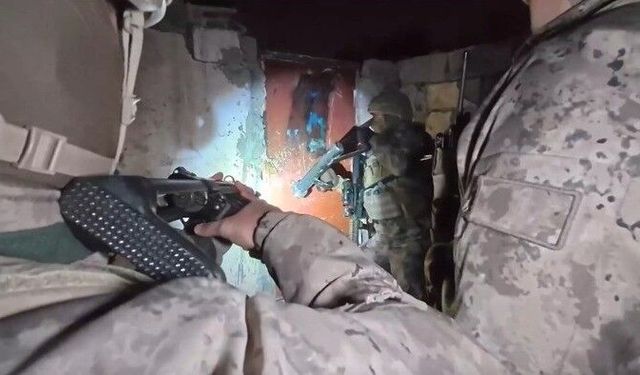 FETÖ'nün güncel yapılanmasına operasyon: 70 gözaltı