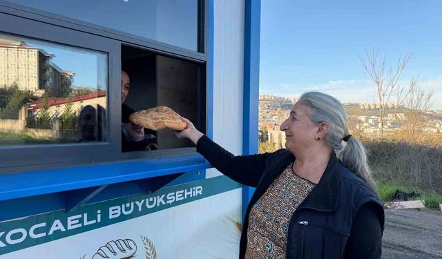 Halk Ekmek'te ağ genişliyor: Günlük üretim 16 bini aştı, Ramazan pidesi 20 TL